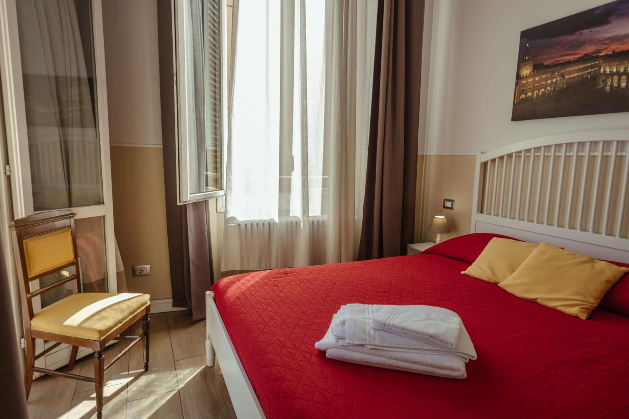 Il Tiro Rooms Bologna Bagian luar foto