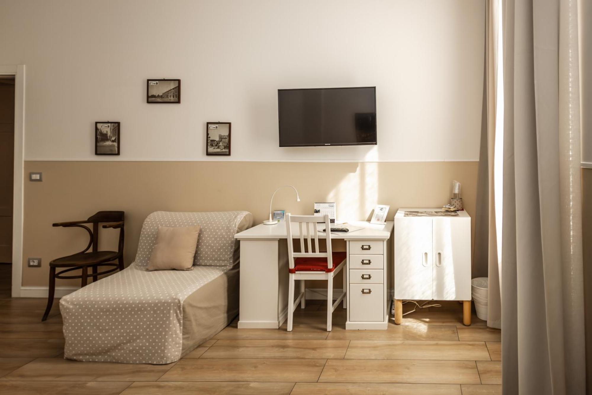Il Tiro Rooms Bologna Bagian luar foto