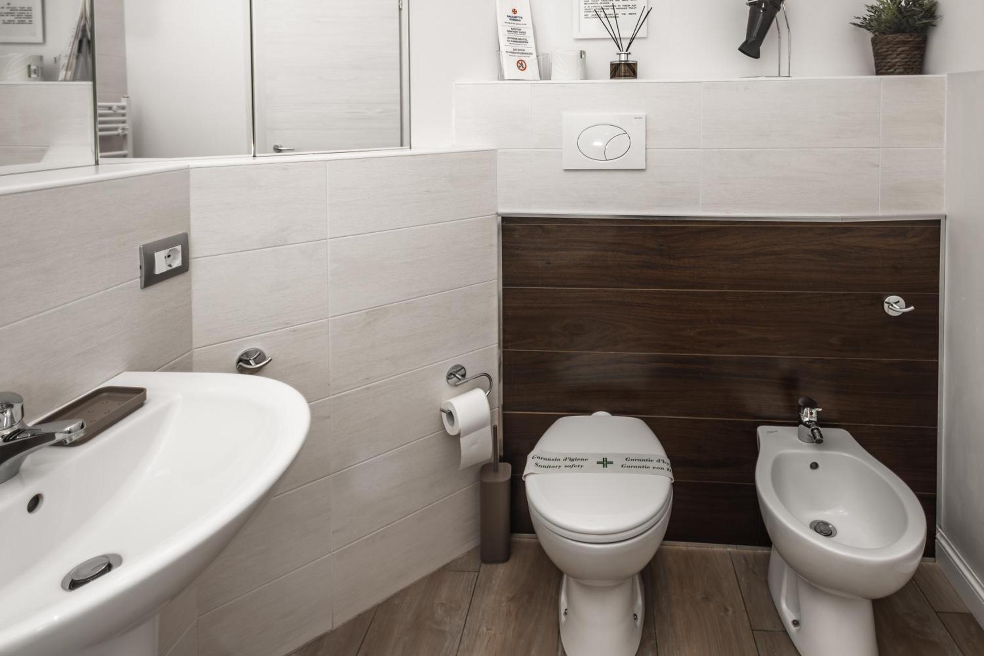 Il Tiro Rooms Bologna Bagian luar foto