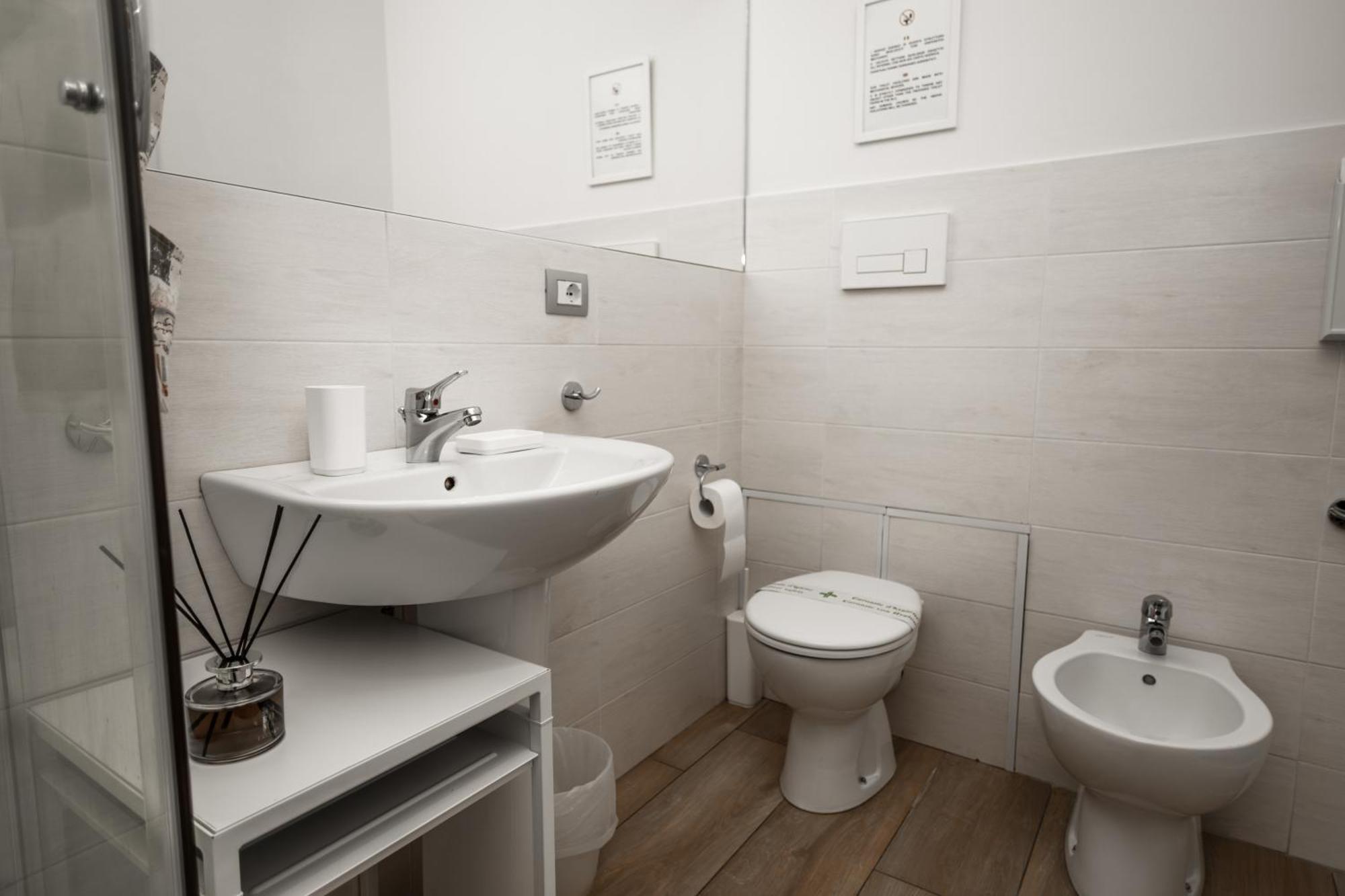 Il Tiro Rooms Bologna Bagian luar foto