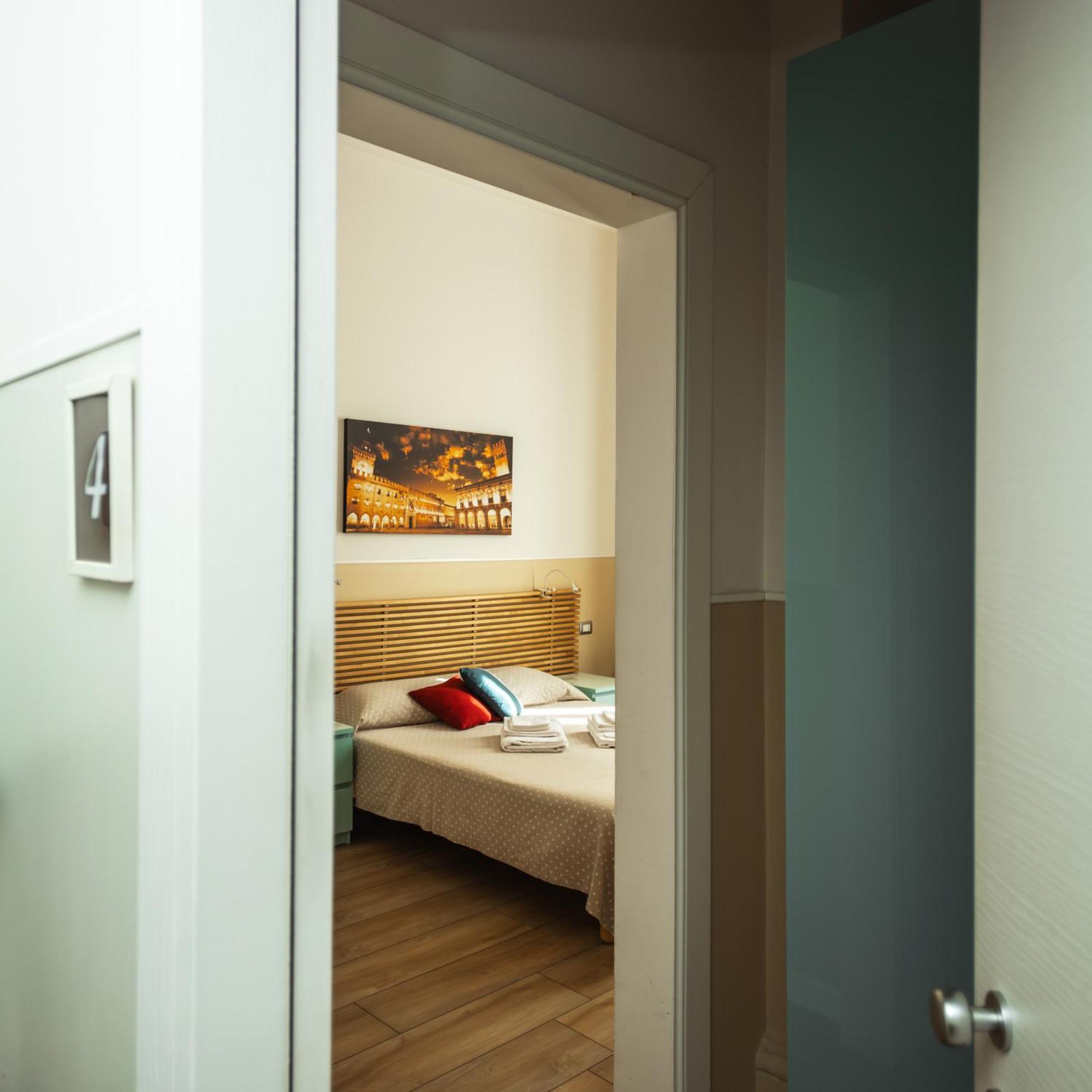 Il Tiro Rooms Bologna Bagian luar foto