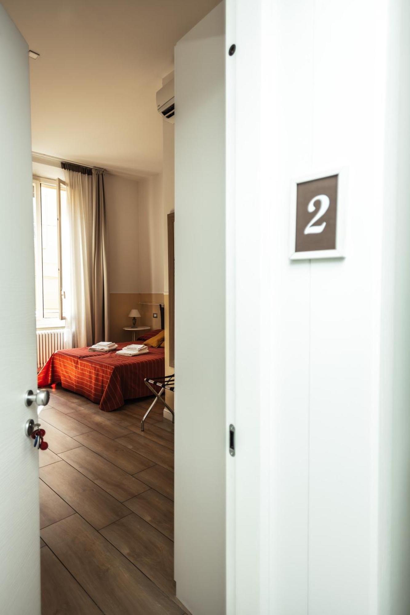 Il Tiro Rooms Bologna Bagian luar foto