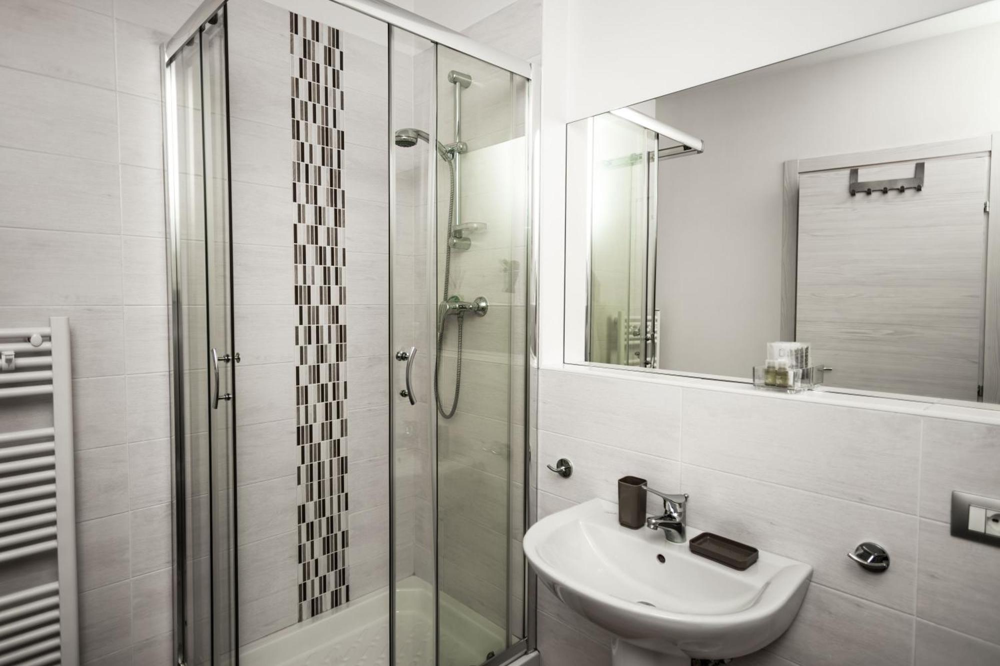 Il Tiro Rooms Bologna Bagian luar foto