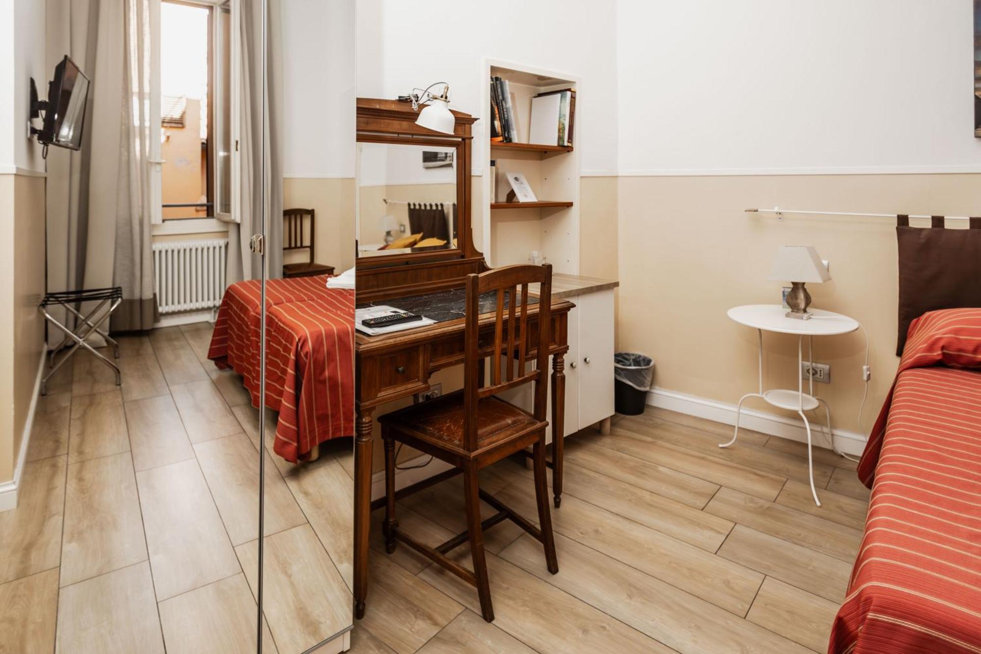 Il Tiro Rooms Bologna Bagian luar foto