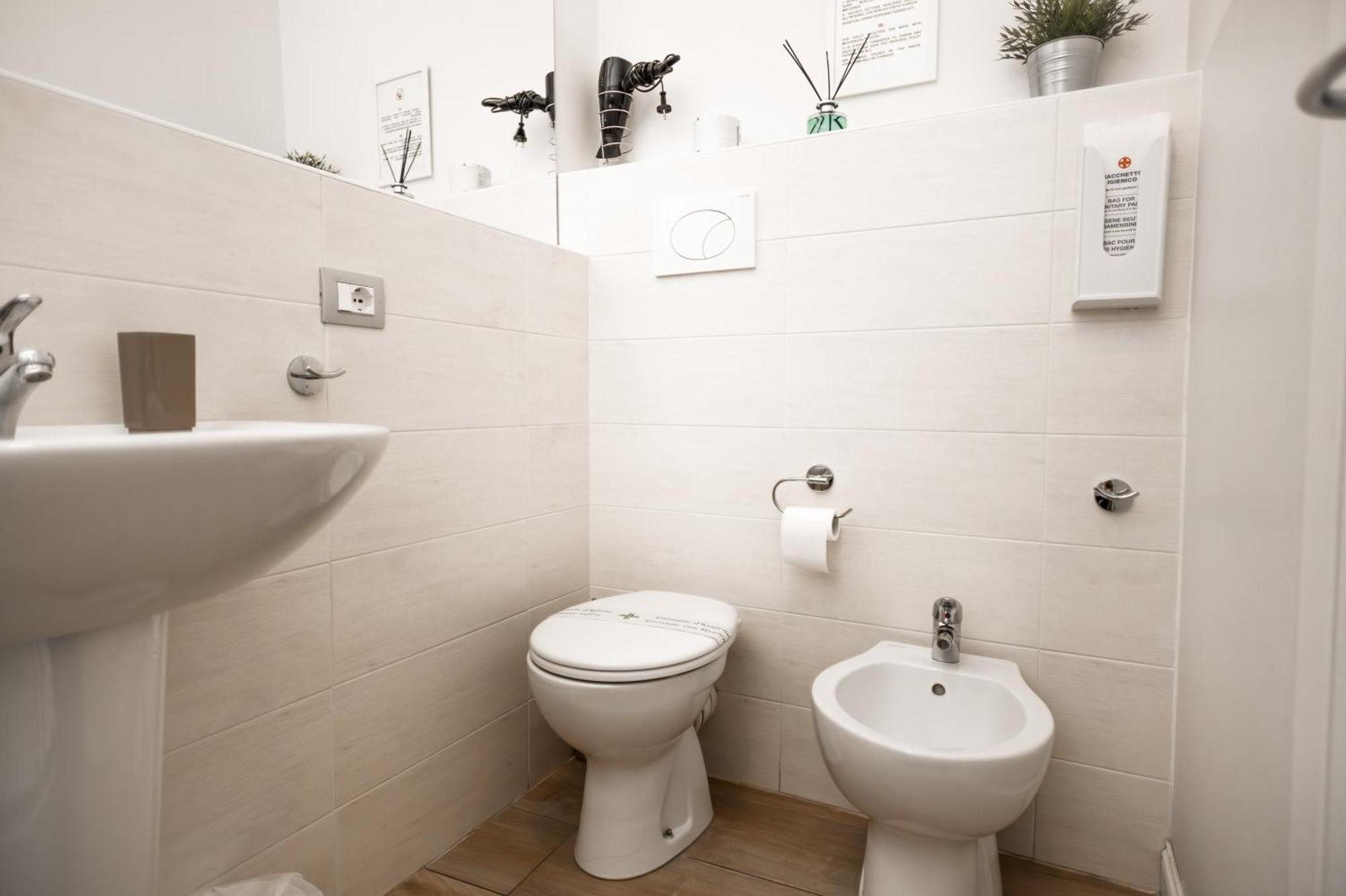 Il Tiro Rooms Bologna Bagian luar foto