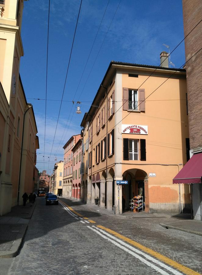 Il Tiro Rooms Bologna Bagian luar foto